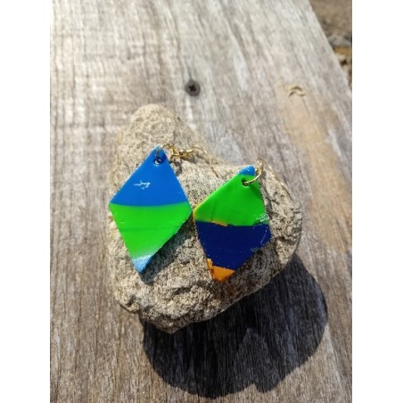 boucles d'oreille grand losange vert et bleu