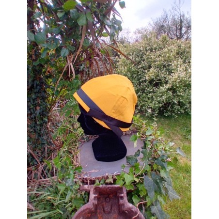 chapeau cloche simple jaune