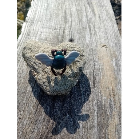 broche insecte bleu et gris