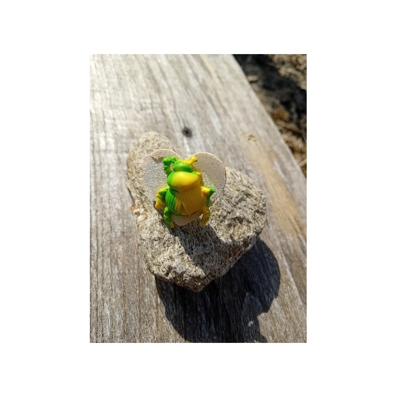 broche coeur insecte jaune et vert